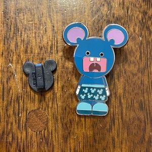 Disney Murff trading pin